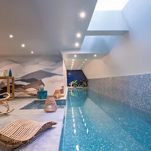 Hotel Parister Piscine &, París